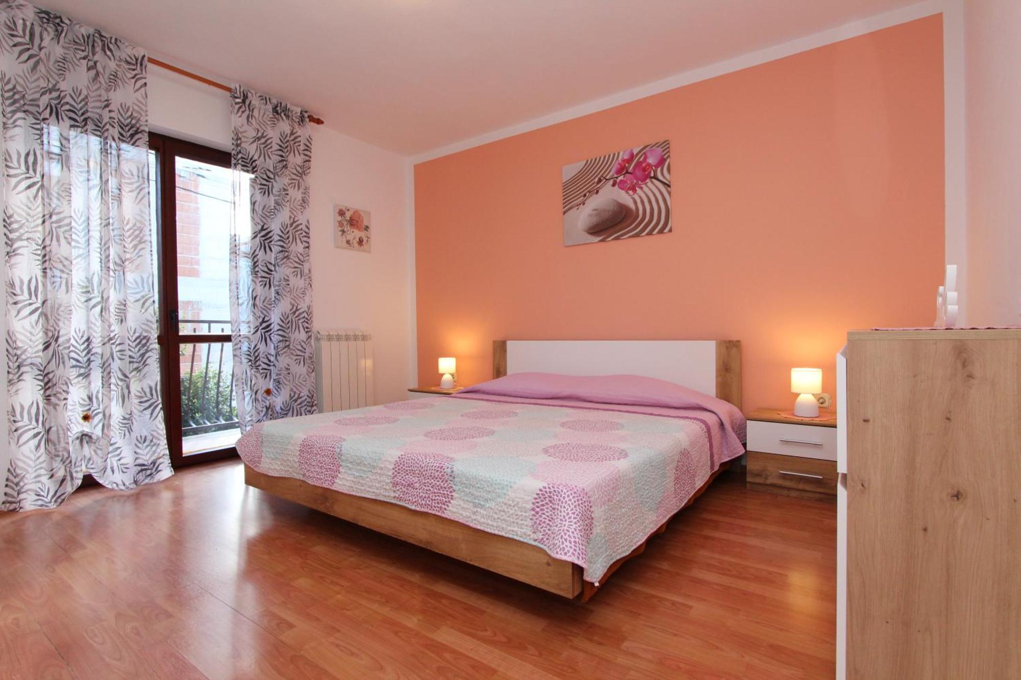 Rooms And Apartment Sanja 로비니 외부 사진